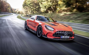 Watch: Mercedes-AMG GT Black Series Sets New Nürburgring Record