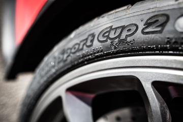 Michelin - New MICHELIN Pilot Sport CUP2 CONNECT tire Faster, longer-lasting performance, 100% Connect Ready