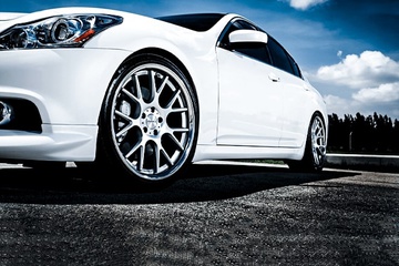 Apollo launches new summer tires Apollo Altrust+ and Vredestein Comtrac 2