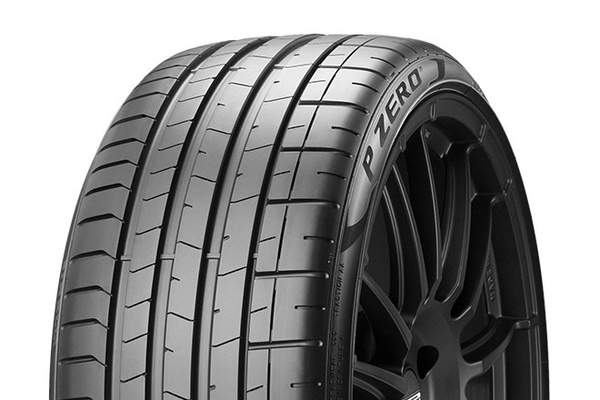 Pirelli P Zero (2016)