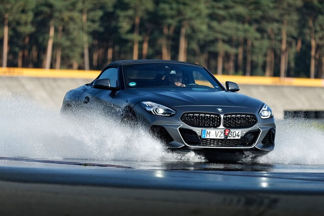 Test discipline: Aquaplaning.